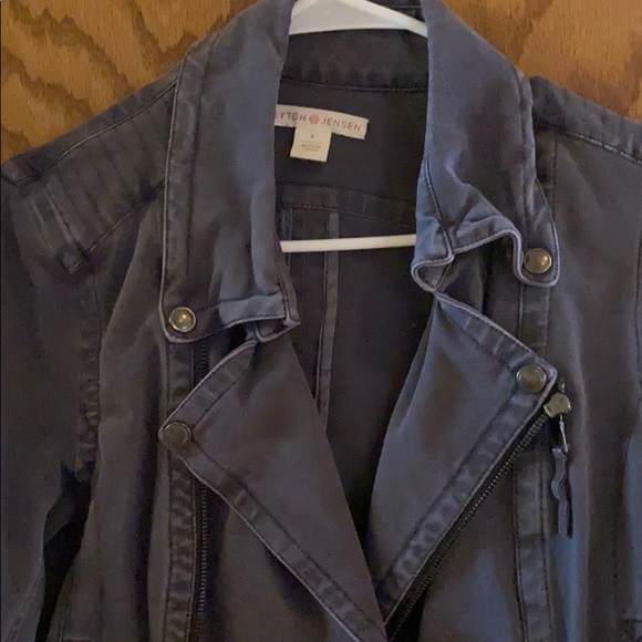 Peyton Jensen Blazer/Jacker - Picture 2 of 3